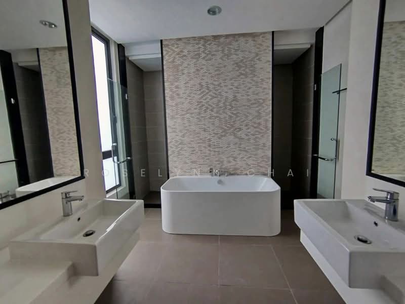 Avira Medini Iskandar untuk Untuk Disewa - RM 5,000 /bulan, Mac 2026 - Bathroom - PropertyGuru.com.my