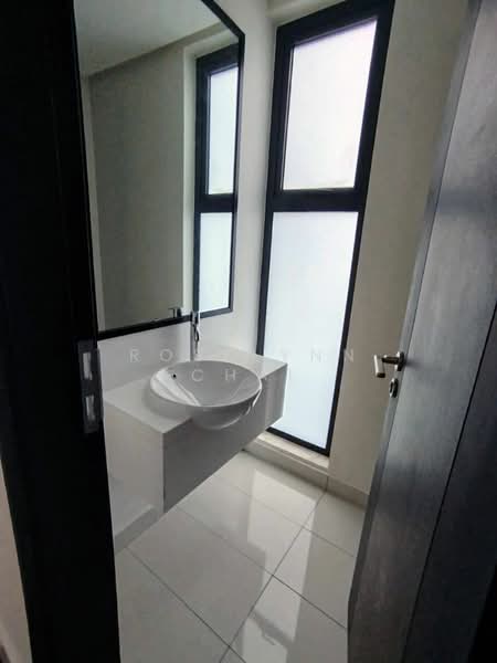 Avira Medini Iskandar untuk Untuk Disewa - RM 5,000 /bulan, Mac 2026 - Bathroom - PropertyGuru.com.my