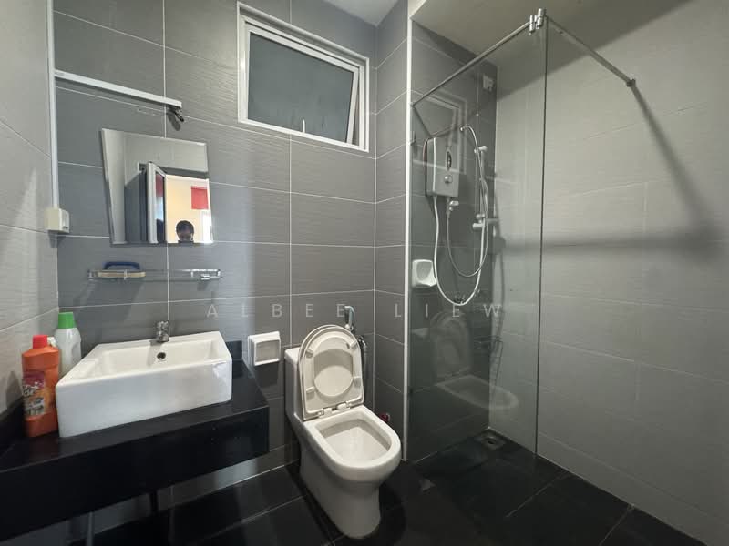 THE SENAI GARDEN (PANGSAPURI IMPIAN SENAI) untuk Untuk Disewa - RM 2,500 /bulan, Apr 2026 - Bathroom - PropertyGuru.com.my