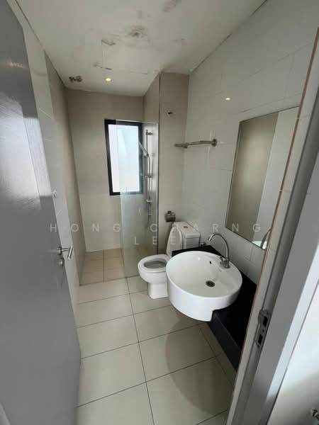 Residences @ 1 Tebrau untuk Untuk Disewa - RM 1,700 /bulan, Mac 2026 - Bathroom - PropertyGuru.com.my