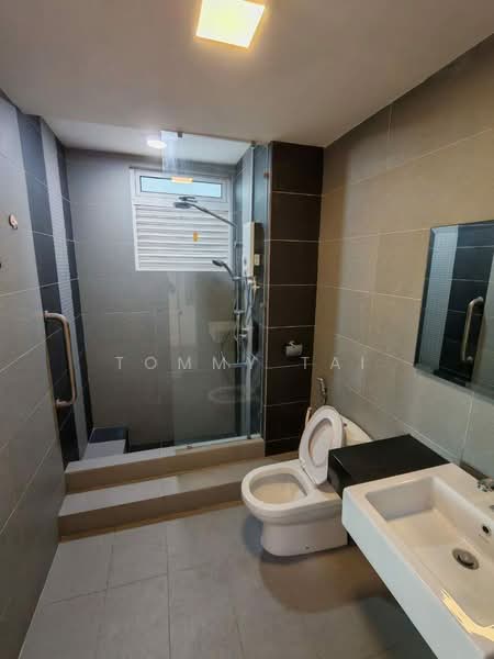 Tropez Residences untuk Untuk Disewa - RM 2,500 /bulan, Mac 2026 - Bathroom - PropertyGuru.com.my