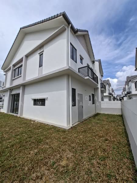 Semi-Detached House for Sale in Cyber 10 (Cyberjaya) - Haslinda Ahmad Razali - Exterior - PropertyGuru.com.my