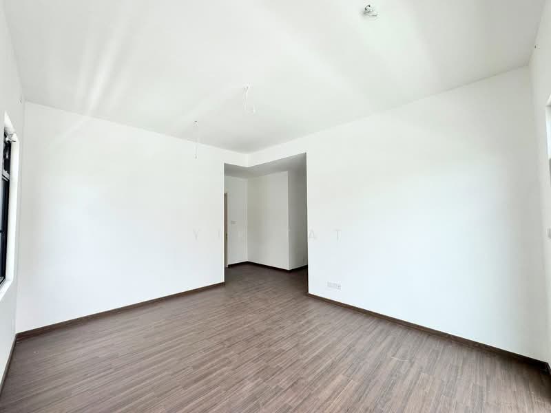 Cluster House for Sale in Taman Mount Austin (Tebrau) - Yik Tat - PropertyGuru.com.my