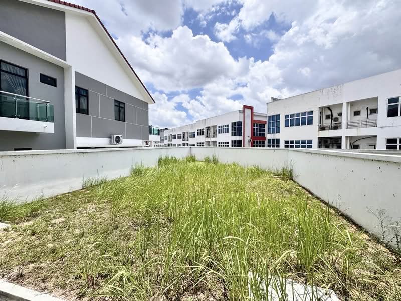 Cluster House for Sale in Taman Mount Austin (Tebrau) - Yik Tat - PropertyGuru.com.my