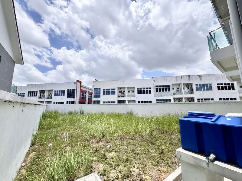 Cluster House for Sale in Taman Mount Austin (Tebrau) - Yik Tat - PropertyGuru.com.my