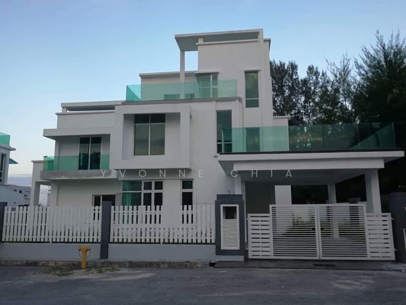 Bungalow for Sale in Taman Klebang Utama (Klebang) - Yvonne Chia - Exterior - PropertyGuru.com.my