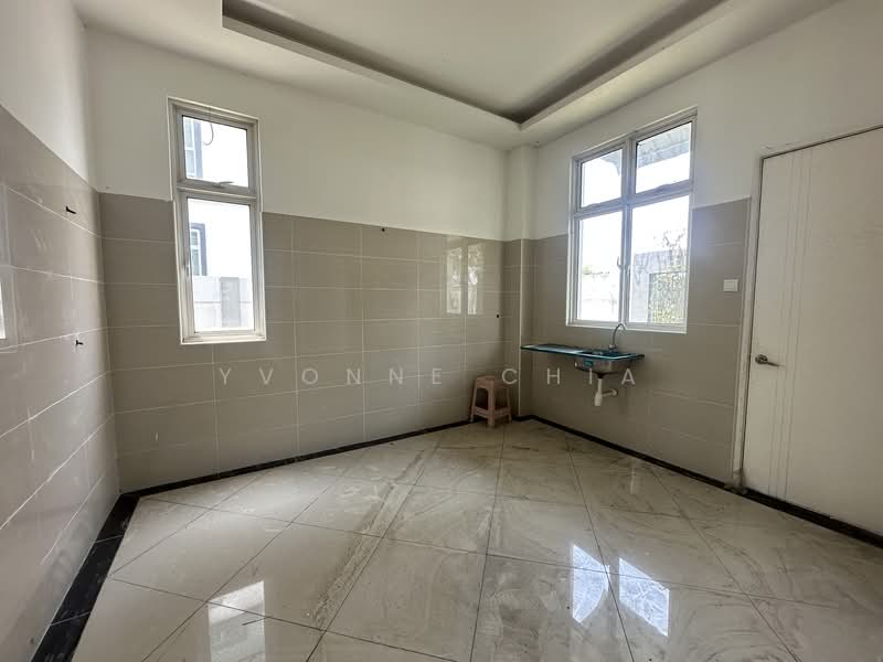 Bungalow for Sale in Taman Klebang Utama (Klebang) - Yvonne Chia - Kitchen - PropertyGuru.com.my