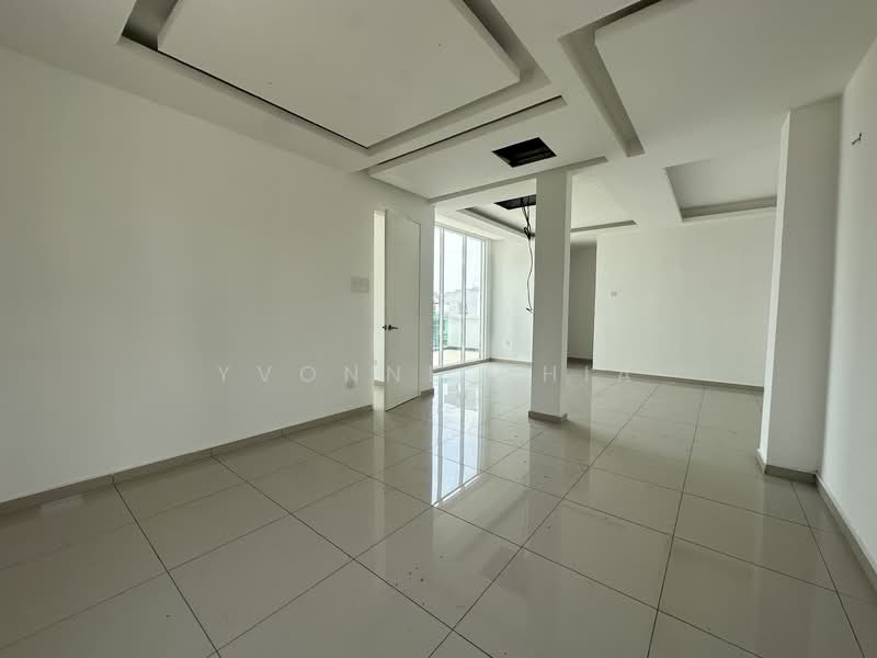 Bungalow for Sale in Taman Klebang Utama (Klebang) - Yvonne Chia - Living Room - PropertyGuru.com.my