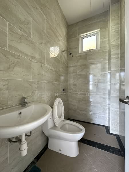 Bungalow for Sale in Taman Klebang Utama (Klebang) - Yvonne Chia - Bathroom - PropertyGuru.com.my