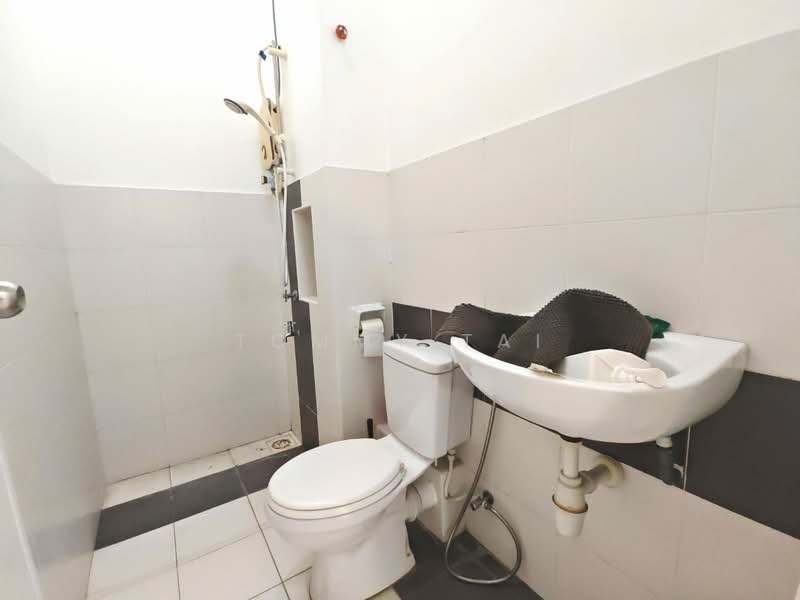 2-storey Terraced House for Rent in Setia Tropika (Johor Bahru) - Tommy Tai - Bathroom - PropertyGuru.com.my