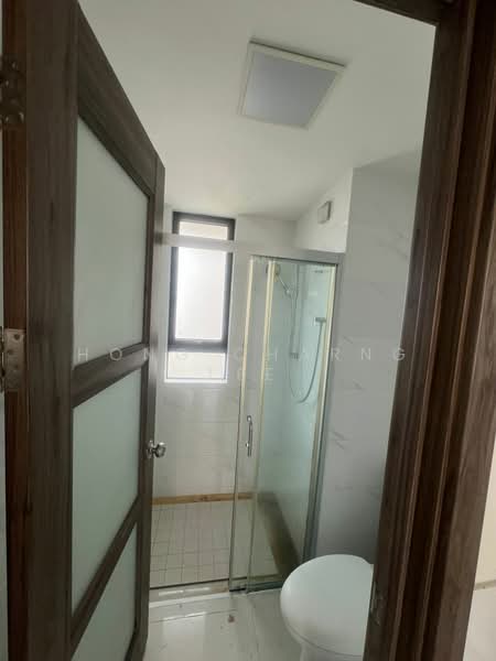 Apartment for Rent at Starview Bay @ Forest City - Hong Charng Lee - Bathroom - PropertyGuru.com.my