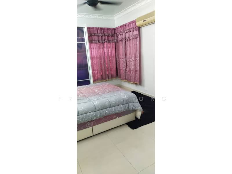 Condominium for Rent at Royal Domain Sri Putramas 2 - Frankie Ong - Bedroom - PropertyGuru.com.my