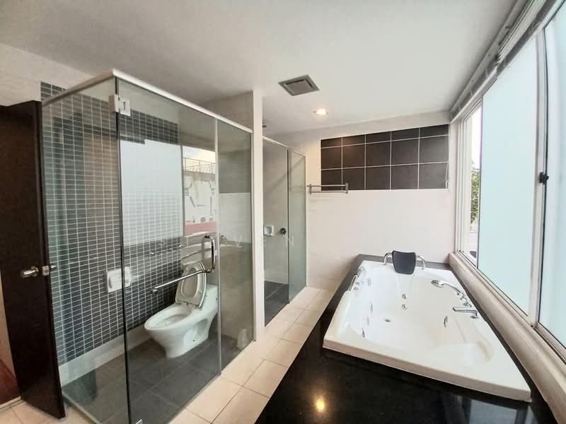 Bungalow for Sale in Setia Eco Park (Setia Alam) - Steven Tey - Bathroom - PropertyGuru.com.my