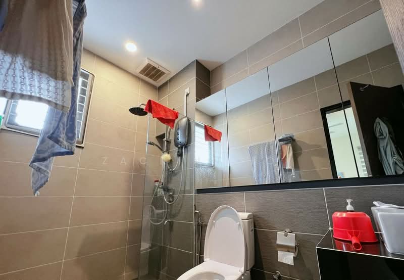 2-storey Terraced House for Sale in Bandar Bukit Raja (Klang) - Zackinn Hoi - Bathroom - PropertyGuru.com.my
