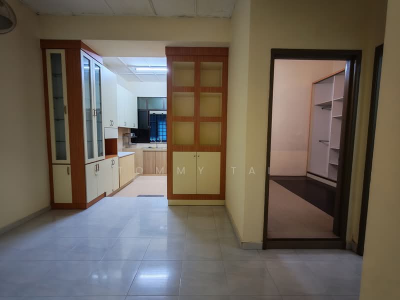 Bukit Indah Bukits Indahs untuk Untuk Disewa - RM 2,200 /bulan, Mac 2026 - Kitchen - PropertyGuru.com.my