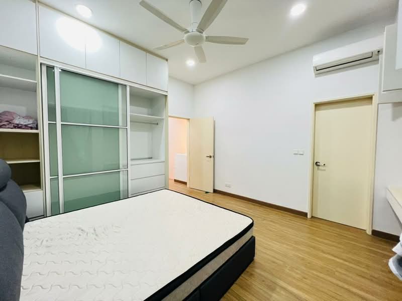 Garland Residence untuk Untuk Disewa - RM 2,500 /bulan, Mac 2026 - Bedroom - PropertyGuru.com.my