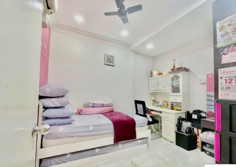 1-storey Terraced House for Sale in Bandar Bukit Raja (Klang) - Zackinn Hoi - Bedroom - PropertyGuru.com.my