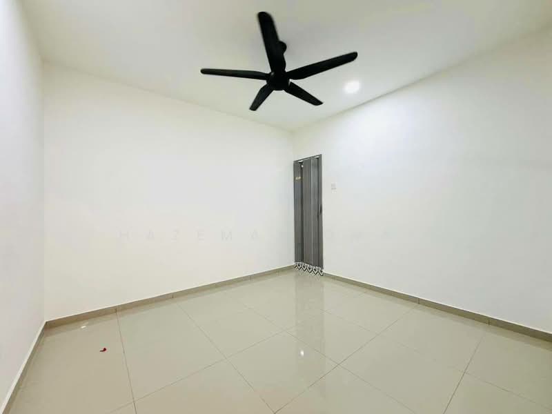 1-storey Terraced House for Sale in Kapar (Selangor) - Hazeman Omar - Interior - PropertyGuru.com.my