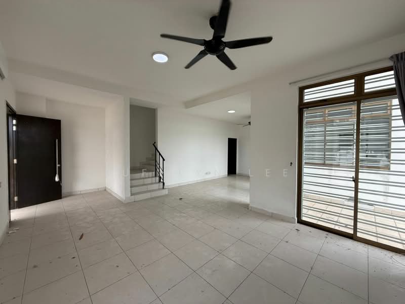 Cluster House for Sale in Setia Tropika (Johor Bahru) - Eufhlyn Lee - Living Room - PropertyGuru.com.my