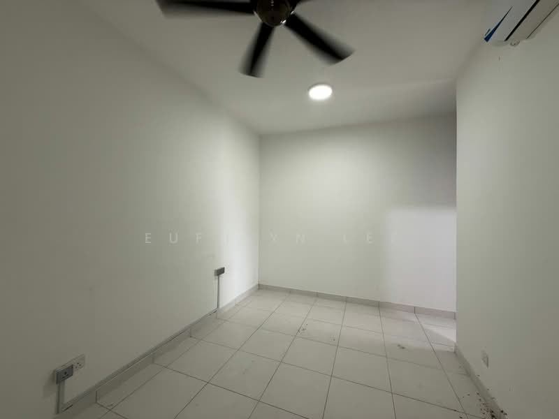 Cluster House for Sale in Setia Tropika (Johor Bahru) - Eufhlyn Lee - Bedroom - PropertyGuru.com.my