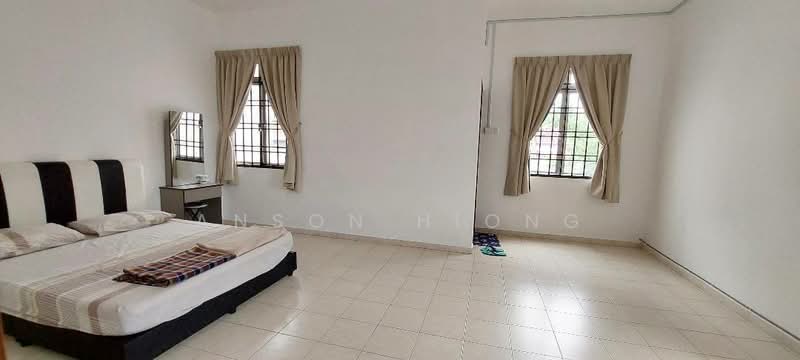 3-storey Terraced House for Sale in Taman Perling (Labis) - Anson Hiong - PropertyGuru.com.my
