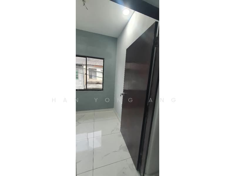 Kawasan Perindustrian Kelapa Sawit untuk Untuk Dijual - RM 318,000, Mac 2026 - PropertyGuru.com.my