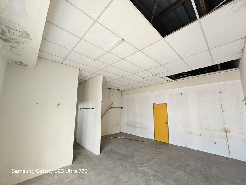 Shop for Rent in Taman Keris Emas (Sungai Udang) - Vito Lee - Interior - PropertyGuru.com.my