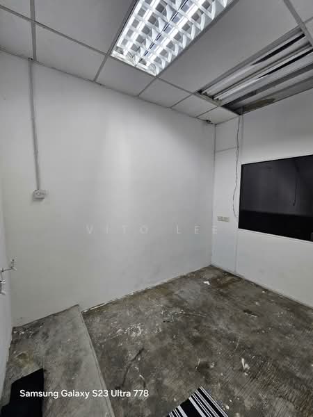 Shop for Rent in Taman Keris Emas (Sungai Udang) - Vito Lee - Interior - PropertyGuru.com.my