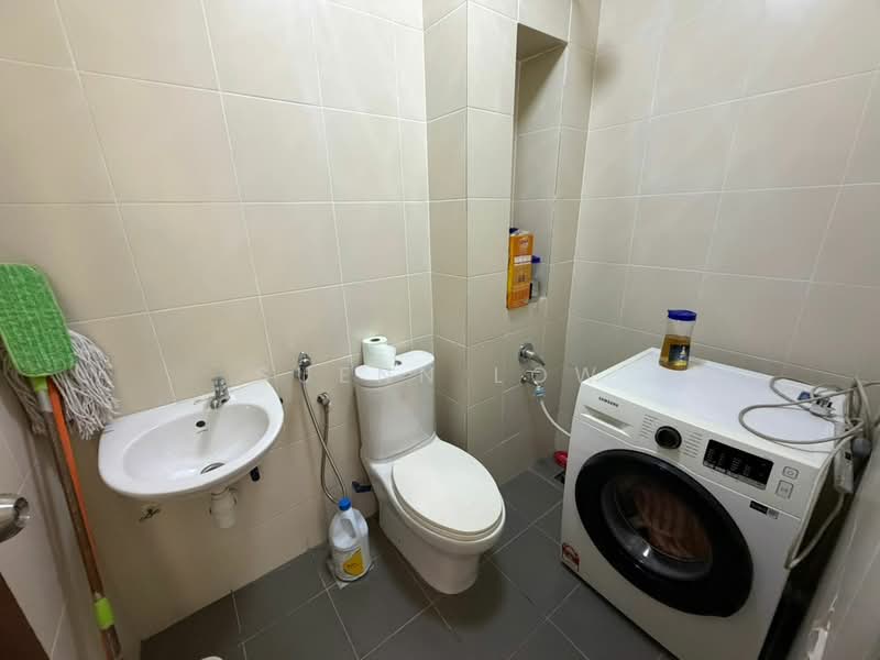 2-storey Terraced House for Sale in East Ledang (Iskandar Puteri (Nusajaya)) - Suenn Low - Bathroom - PropertyGuru.com.my