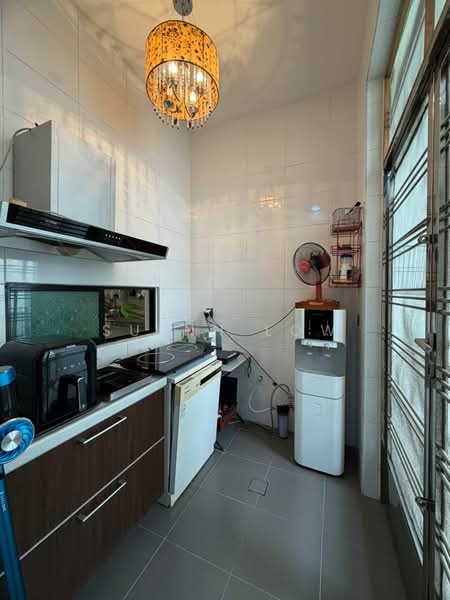 2-storey Terraced House for Sale in East Ledang (Iskandar Puteri (Nusajaya)) - Suenn Low - Kitchen - PropertyGuru.com.my