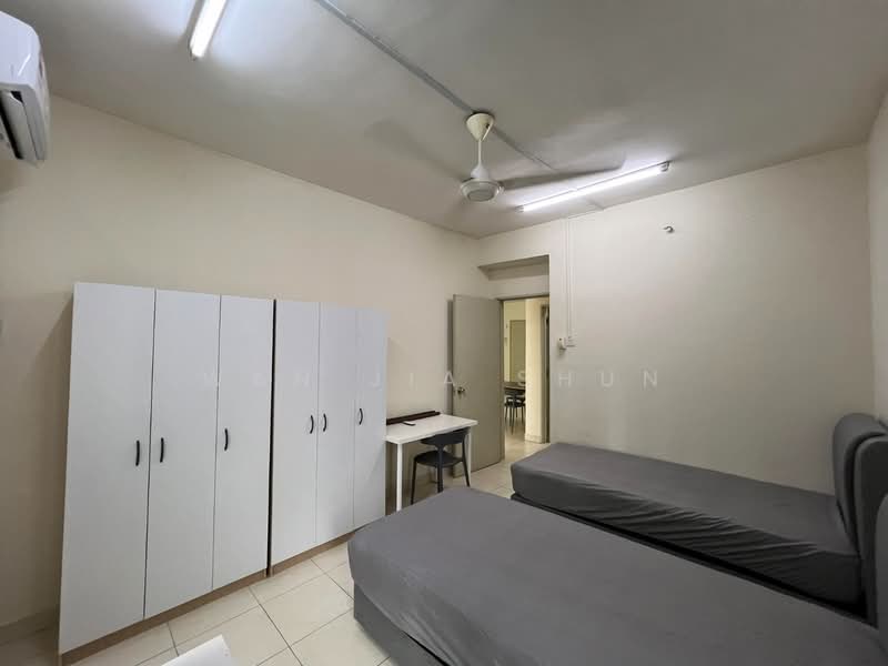 Condominium for Rent at Platinum Lake PV 13 - Wan Jia Shun - Bedroom - PropertyGuru.com.my