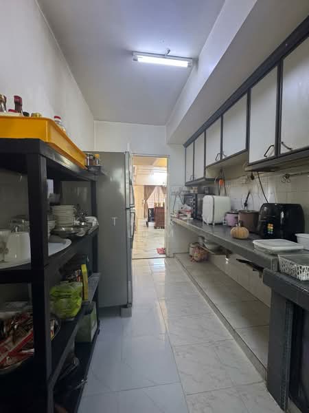 2-storey Terraced House for Sale in Petaling Jaya (Selangor) - Katherine Lam - Kitchen - PropertyGuru.com.my