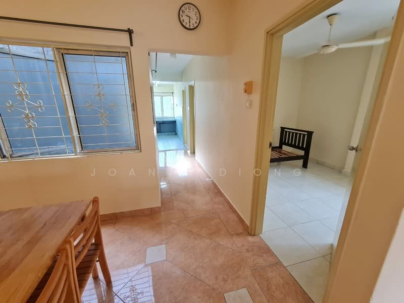 Apartment for Sale at Sea Park Apartment - Joanne Diong - Corridor - PropertyGuru.com.my
