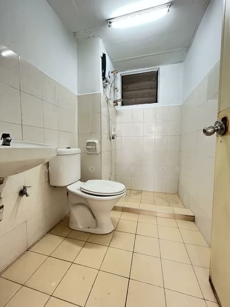 Bayu Puteri untuk Untuk Dijual - RM 320,000, Mac 2026 - Bathroom - PropertyGuru.com.my