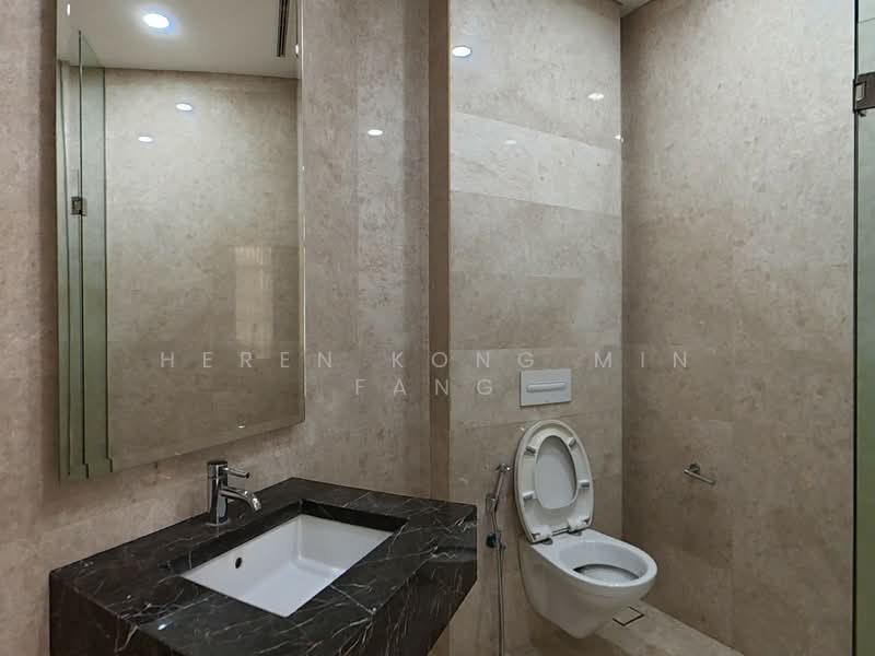 Service Residence for Rent at Banyan Tree Signatures - Heren Kong Min Fang - Bathroom - PropertyGuru.com.my
