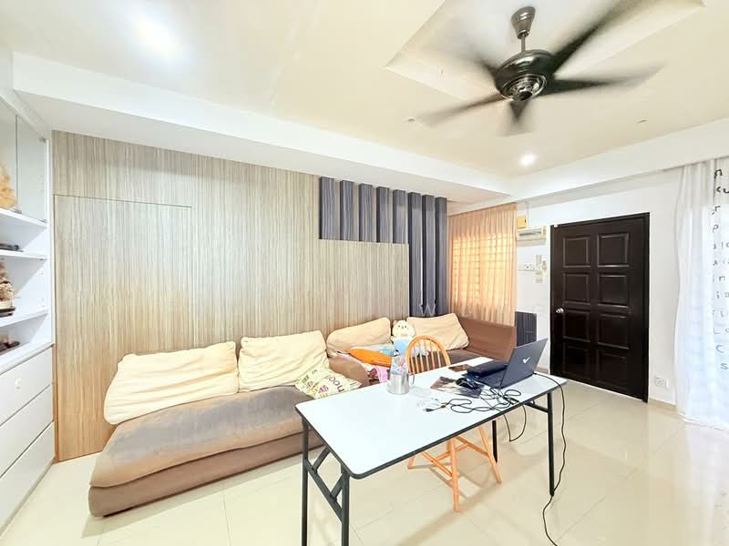 2-storey Terraced House for Sale in Taman Setia Indah (Tebrau) - Shereen Wong - Living Room - PropertyGuru.com.my