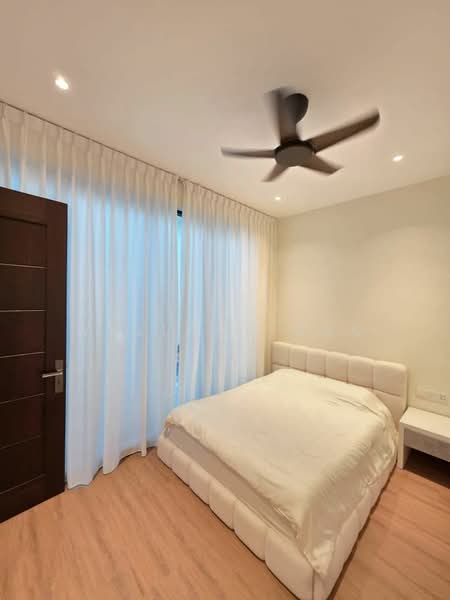 Cluster House for Sale in Taman Gaya (Ulu Tiram) - Wallace Ang - Bedroom - PropertyGuru.com.my