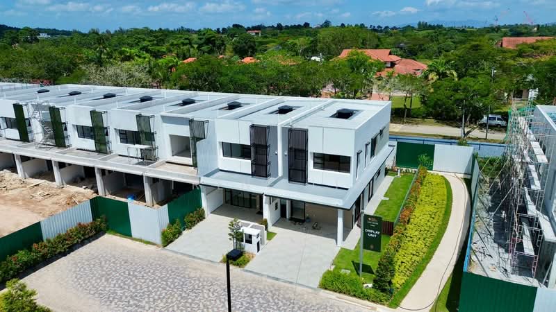 2-storey Terraced House for Sale in Leisure Farm (Gelang Patah) - Irene Lim - Exterior - PropertyGuru.com.my
