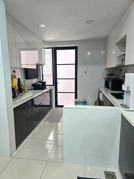 2-storey Terraced House for Sale in Bandar Sungai Long (Selangor) - Terry Yee - Kitchen - PropertyGuru.com.my