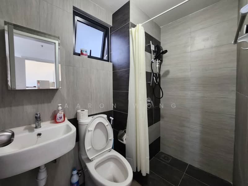 Aster Residence untuk Untuk Disewa - RM 2,500 /bulan, Mac 2026 - Bathroom - PropertyGuru.com.my