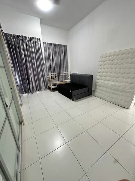Cluster House for Sale in Setia Tropika (Johor Bahru) - Wallace Ang - Bedroom - PropertyGuru.com.my