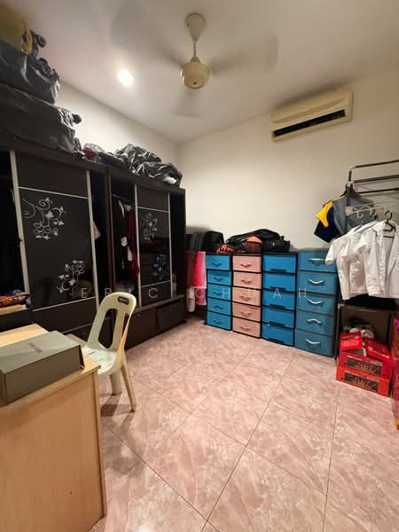 1-storey Terraced House for Sale in Taman Universiti (Skudai) - Eric Chuah - Bedroom - PropertyGuru.com.my