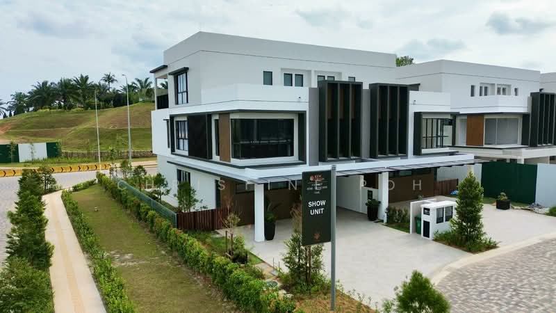 Semi-Detached House for Sale in Gelang Patah (Johor) - Christine Poh - Exterior - PropertyGuru.com.my