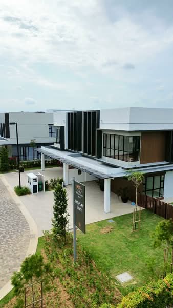 Semi-Detached House for Sale in Gelang Patah (Johor) - Christine Poh - Exterior - PropertyGuru.com.my