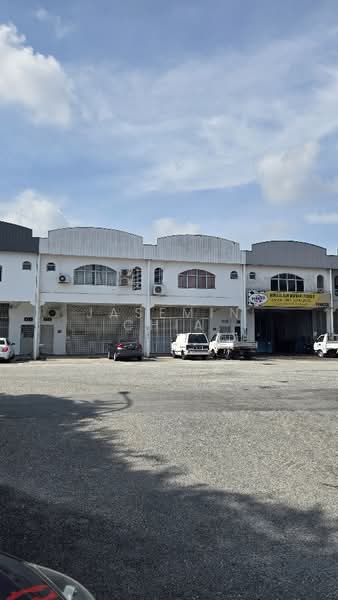 Terrace Factory for Sale in Taman Perindustrian Tago (Kepong) - Jasemin Chia - Exterior - PropertyGuru.com.my