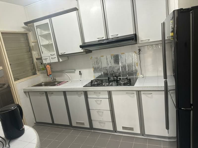 Condominium for Sale at De Tropicana - Tom Lee - Kitchen - PropertyGuru.com.my