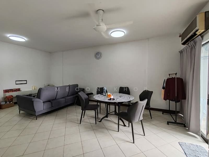 Casa Damansara 2 untuk Untuk Dijual - RM 550,000, Mac 2026 - Living Room - PropertyGuru.com.my