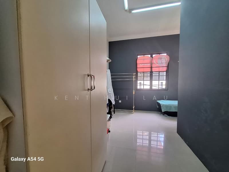 Semi-Detached House for Sale in Puchong (Selangor) - KENT HUI LAU - Bedroom - PropertyGuru.com.my