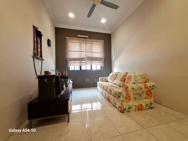 Semi-Detached House for Sale in Puchong (Selangor) - KENT HUI LAU - Living Room - PropertyGuru.com.my