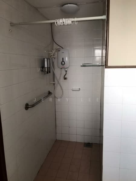 Bistari Begonia untuk Untuk Disewa - RM 2,300 /bulan, Mac 2026 - Bathroom - PropertyGuru.com.my